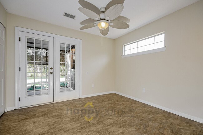 Building Photo - Modern 3/2 with Serene Pond Views in Dunes West