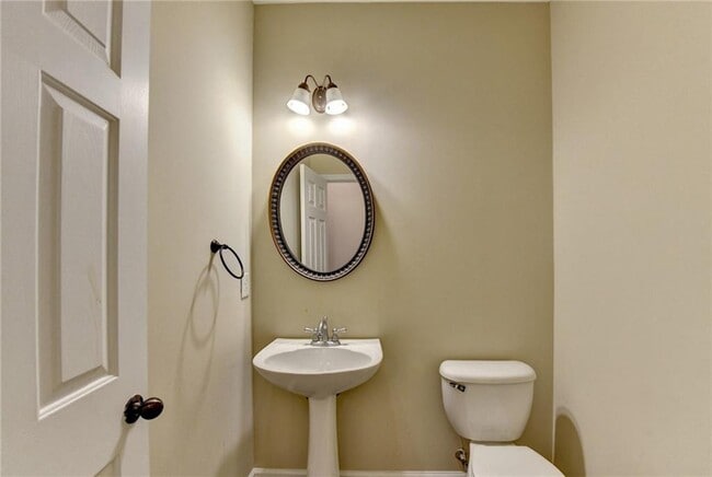 Building Photo - 4406 Village Field Place