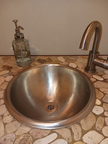 Building Photo - 441 N Harbor City Blvd