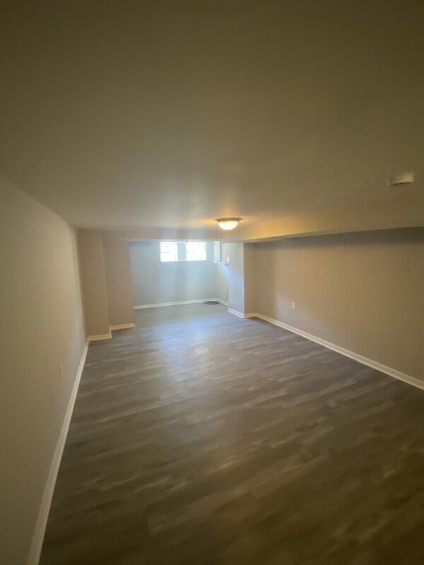 Building Photo - 424 Ilchester Ave