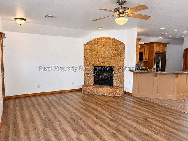 Building Photo - 4713 Castle Bay Cove