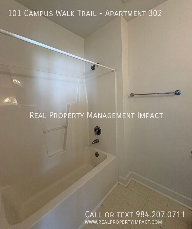 Building Photo - 101 Campus Walk Trl