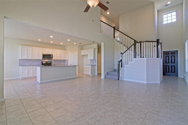 Building Photo - 5610 Wolf Pack Dr