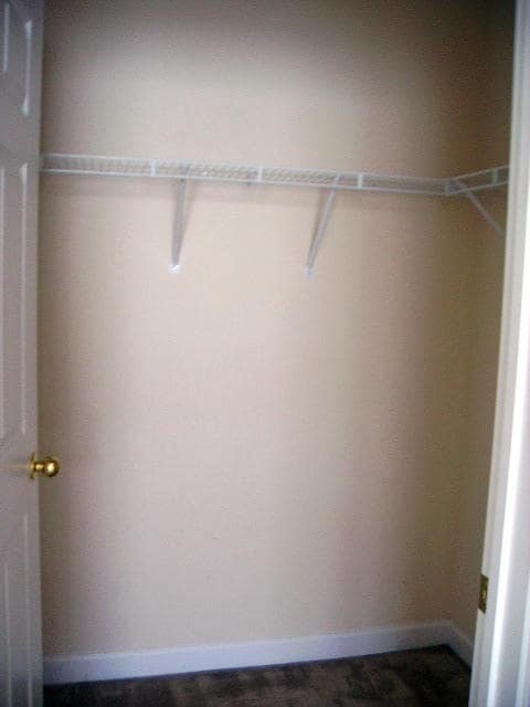 Building Photo - 2 bedroom/2 bath condo in Heatherstone