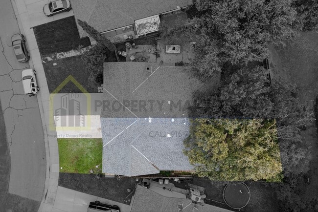 Building Photo - 8973 El Mirador Dr