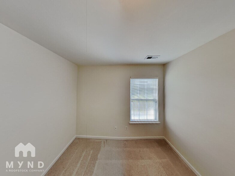 Building Photo - 2307 Crosscut Dr