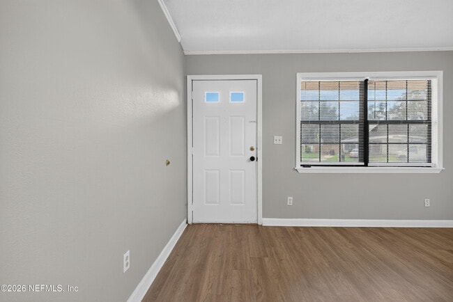 Building Photo - 255 Woodside Dr
