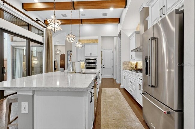 Building Photo - 8311 Via Vittoria Way