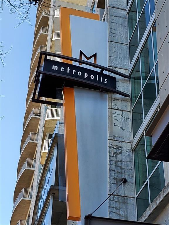 Building Photo - 943 Peachtree St NE