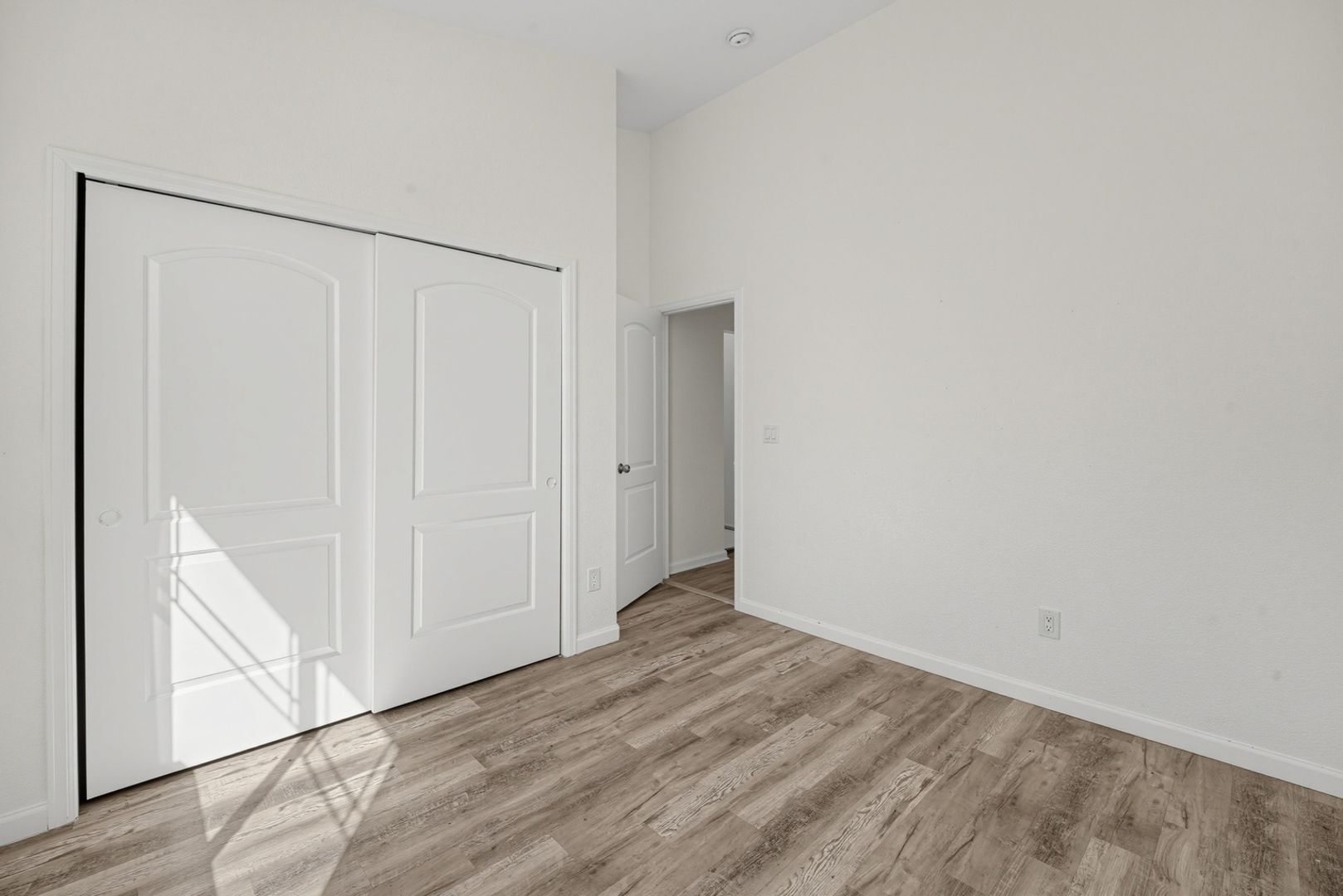 Building Photo - 1657 Dyer Loop