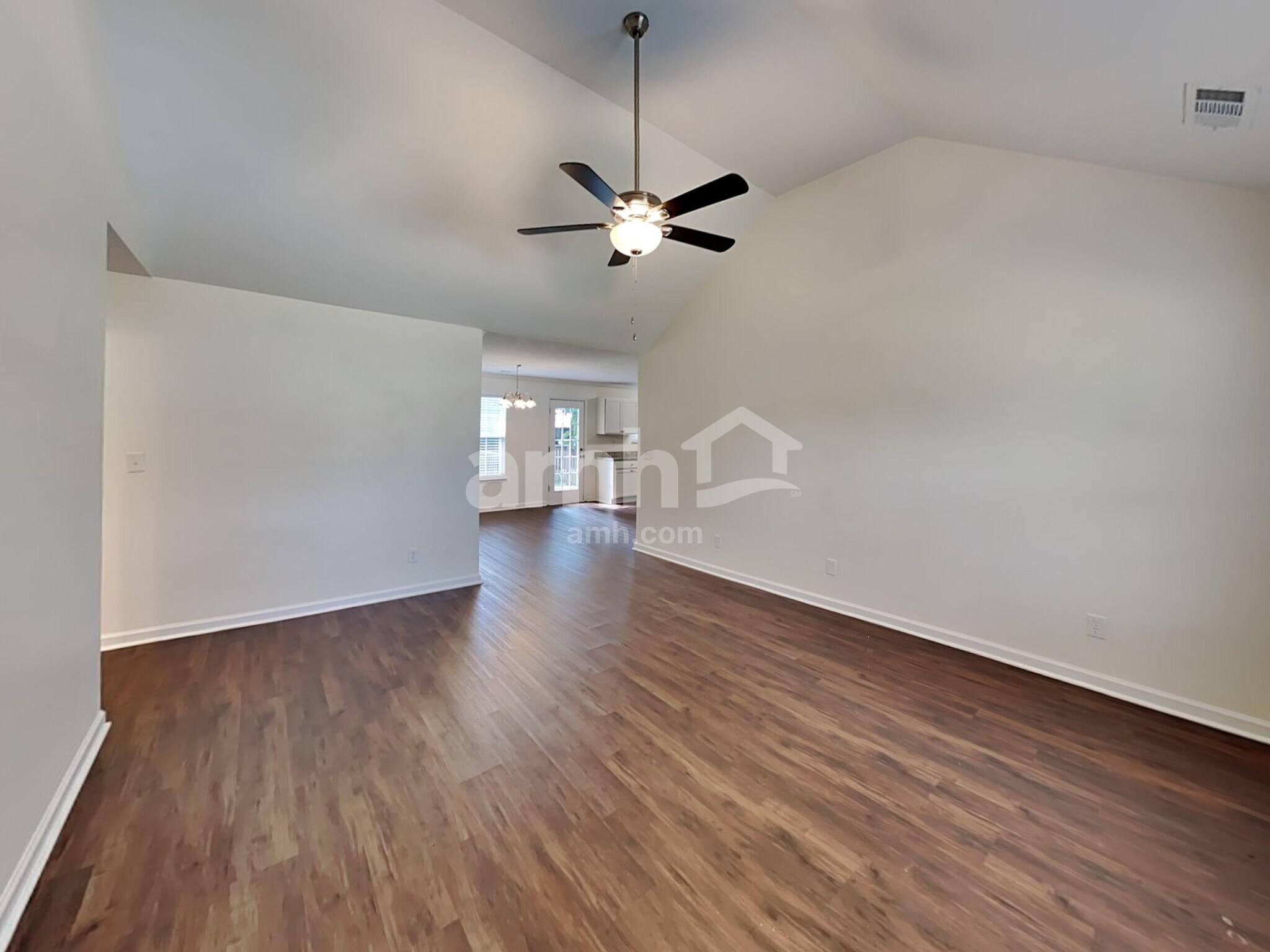 Building Photo - 4204 Birch Dr