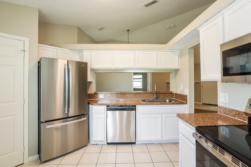 Building Photo - 2520 Ambrosia Dr