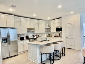 Building Photo - 6730 Iron Clover Dr