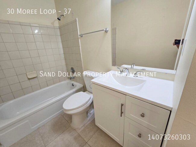 Building Photo - 30 Moree Loop