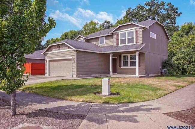 Building Photo - 848 NE Millstream Pl