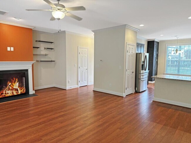 Building Photo - 56 Nandina Dr