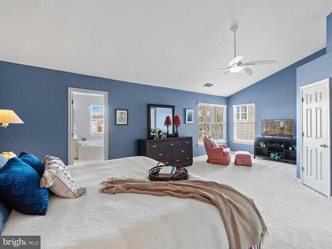 Building Photo - 47326 Sterdley Falls Terrace