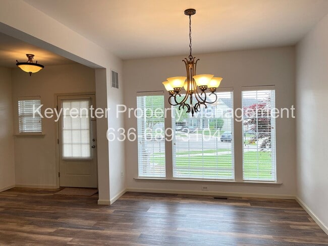Building Photo - COMING SOON Modern 4BR Home