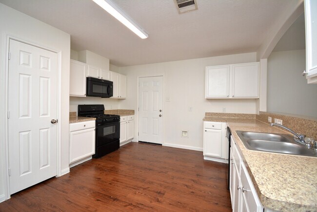 Building Photo - 12010 Gregory Crossing Way