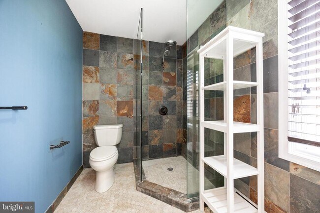 Building Photo - 1104 Tinker Hill Ln