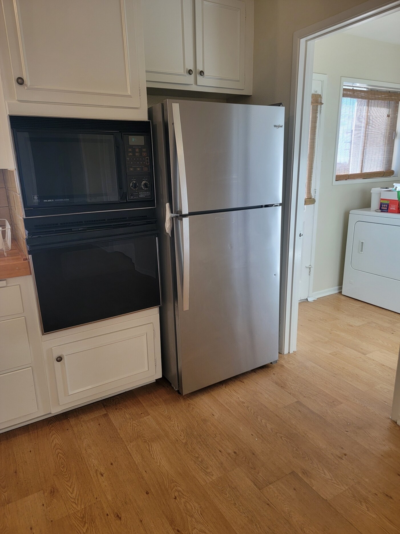 Building Photo - 1136 Larkspur Ln