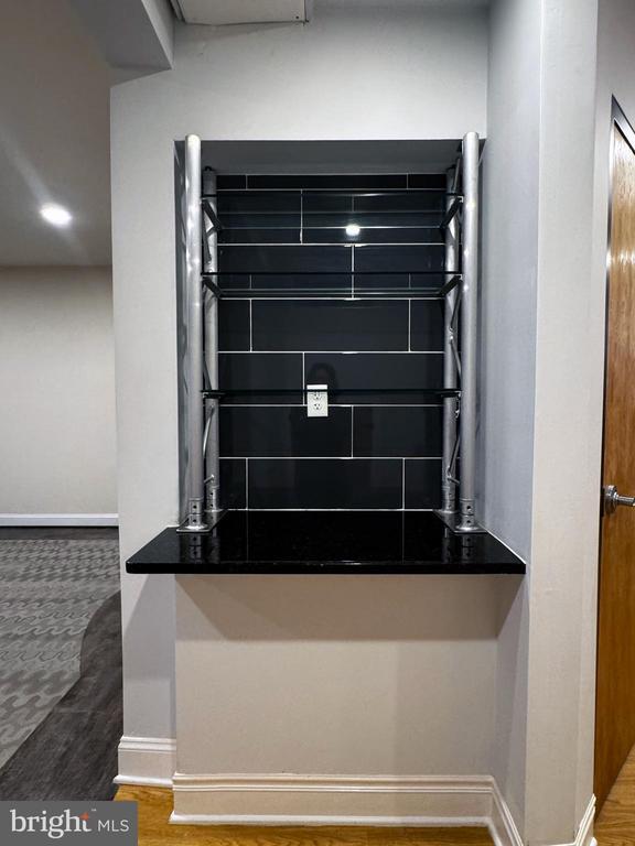 Building Photo - 5211 Rosalie Ridge Dr