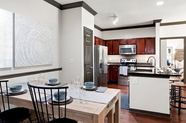 Building Photo - Move In & Save $500 + Get Fees Credited!