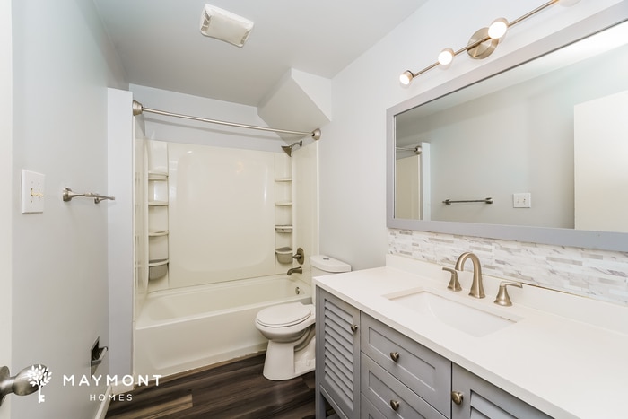 Building Photo - 5508 Grasmere Ave