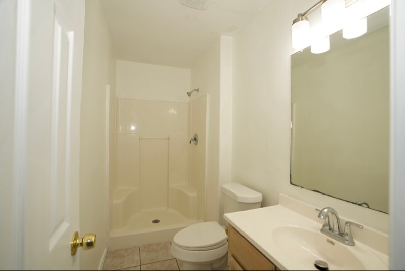 Building Photo - 746 Sonesta Dr