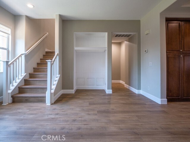 Building Photo - 77 Long Meadow