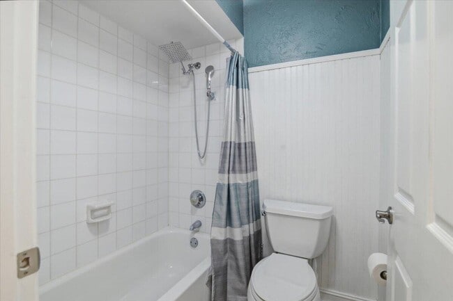 Building Photo - 21583 Villa Nova Dr
