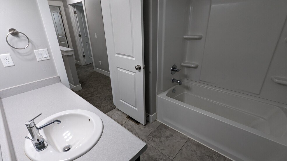 Building Photo - 45 Delgada Ln