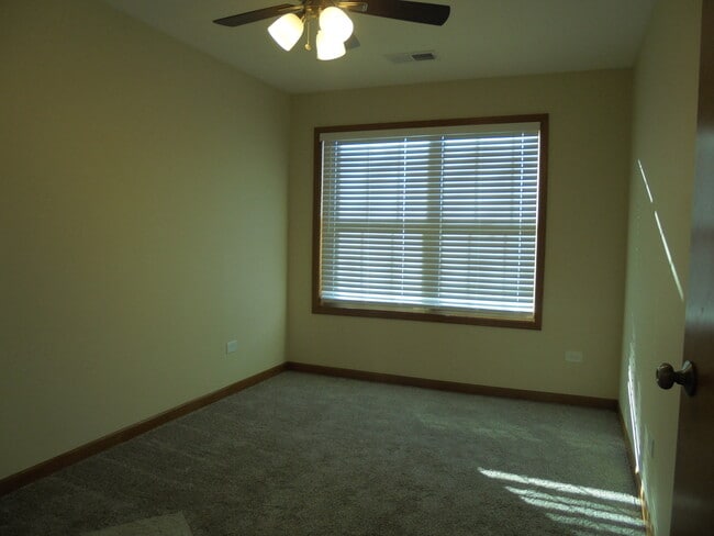 Building Photo - 736 Big Timber Dr