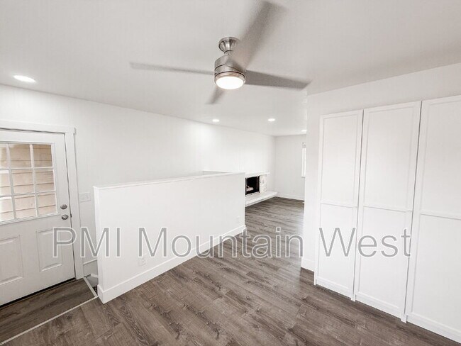 Building Photo - 1011 Claremont Dr