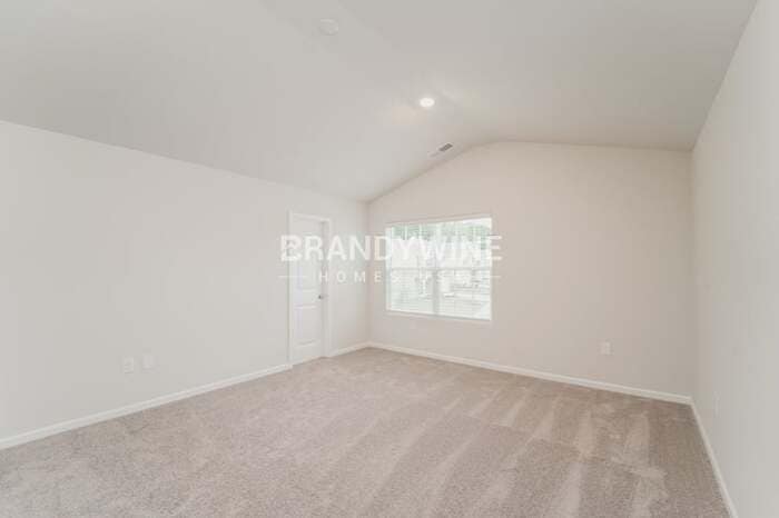 Building Photo - 8425 Deerwood Rd