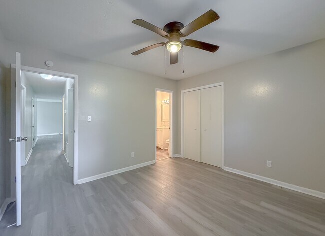 Building Photo - 1726 Hartsfield Rd