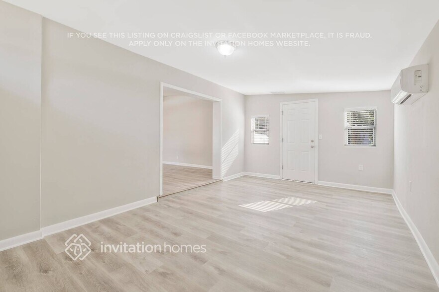 Building Photo - 7444 Sandhurst Rd S