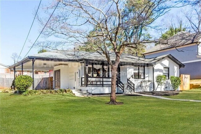 Building Photo - 2968 Catalina Dr