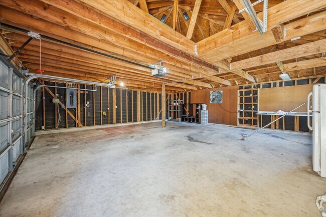 Building Photo - 15614 Stone Gables Ln