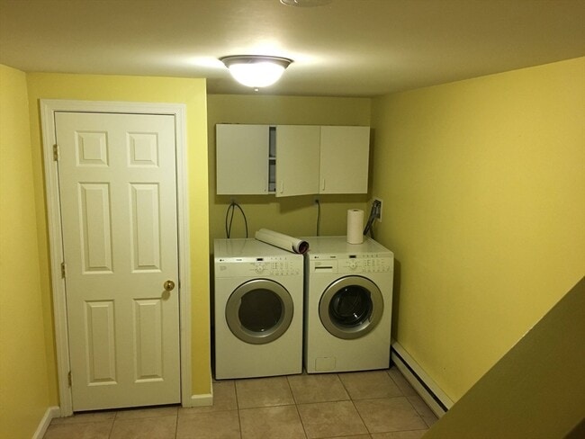 Building Photo - 37 Glen Ave