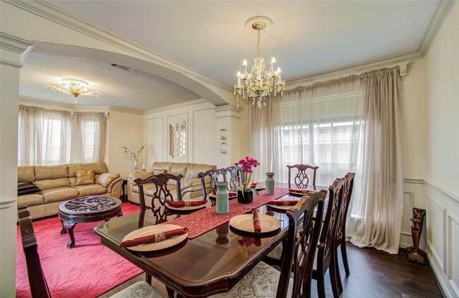 Building Photo - 3219 Leila Oaks Dr