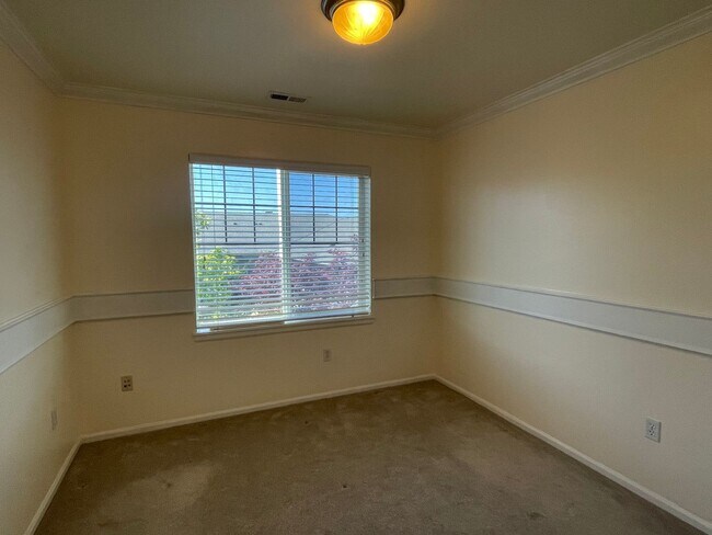Building Photo - Well maintained 3bd Issaquah Highlands Tow...