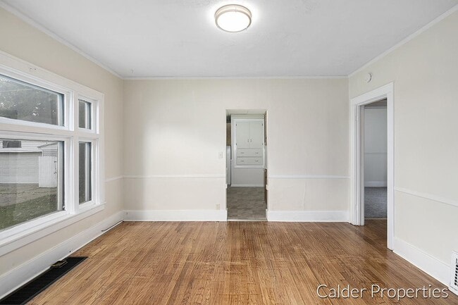 Building Photo - 1639 Wendler Ave SW