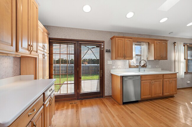 Building Photo - 17709 Peacock Ln