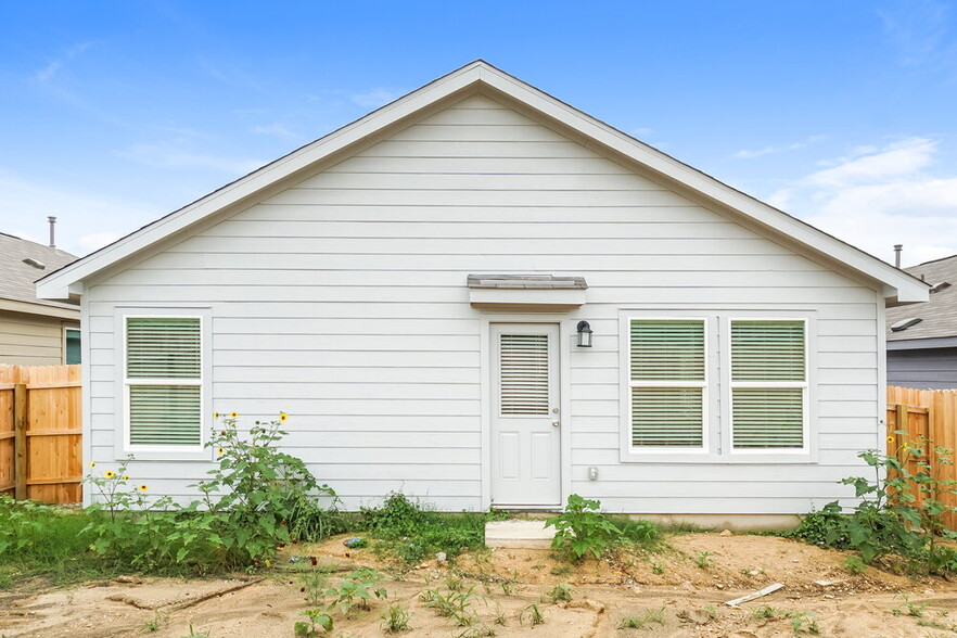 Building Photo - 10121 Bridgton Mill