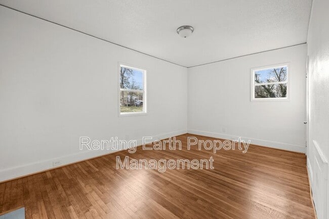 Building Photo - 2511 20th Place Ensley