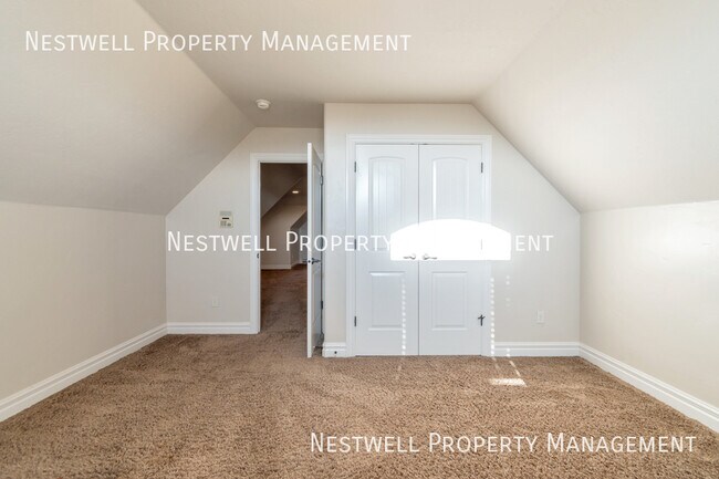 Building Photo - 10252 Eden Crest Rd