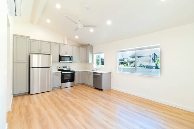 Building Photo - 8326 Beckford Ave