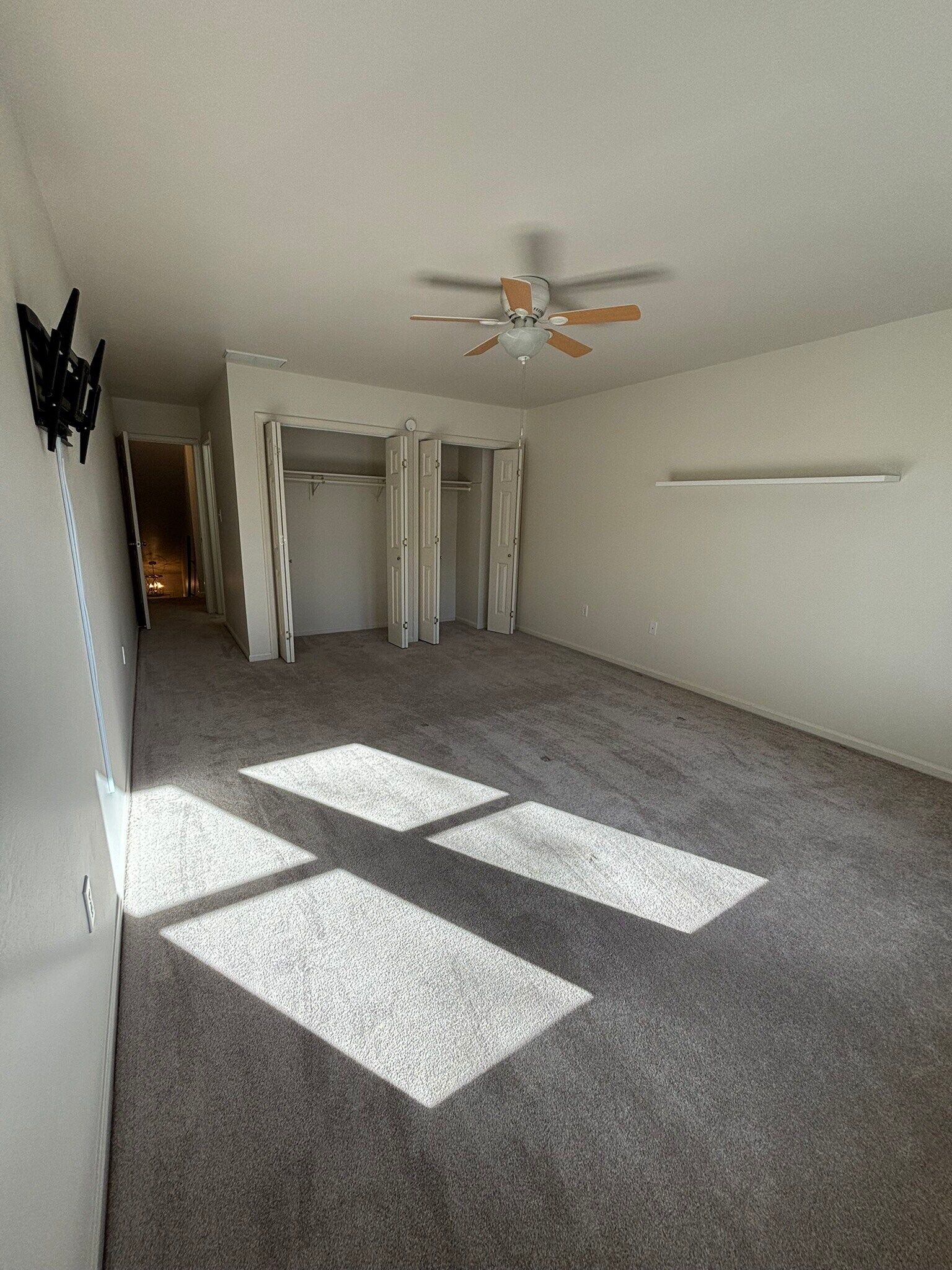 Master bedroom - 405 Franklin St