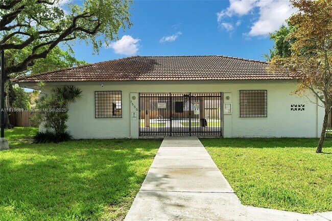 Building Photo - 11473 SW 72nd Terrace